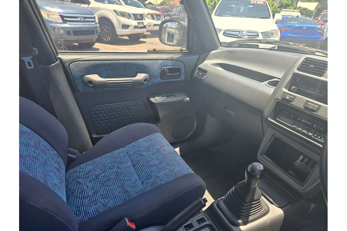 1998 Toyota RAV4  SXA11R