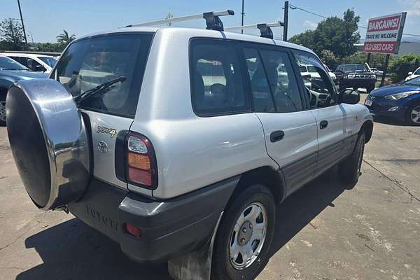 1998 Toyota RAV4  SXA11R