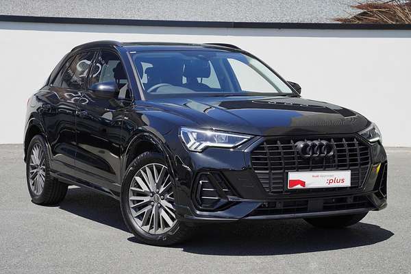 2024 Audi Q3 35 TFSI S line edition F3