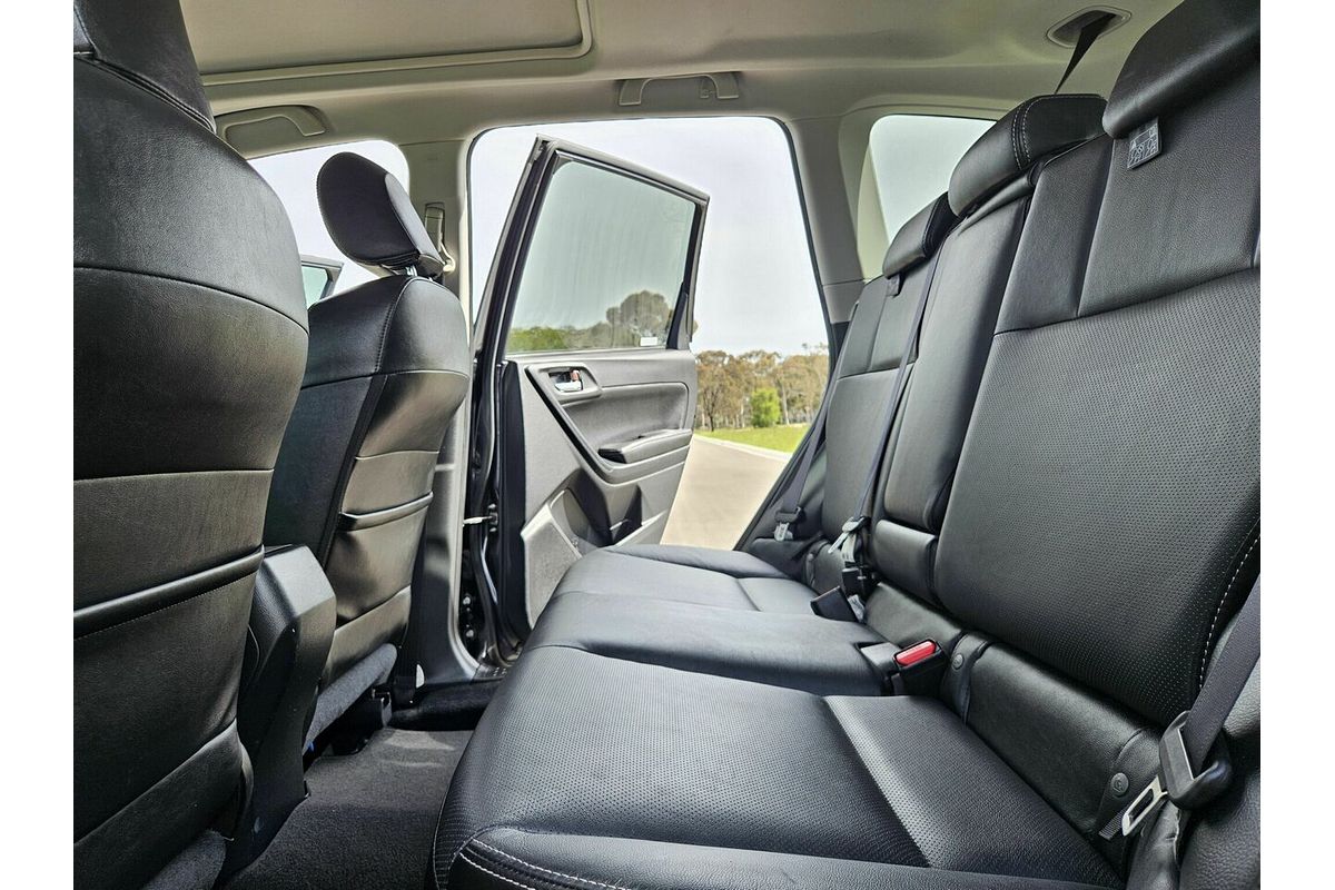 2015 Subaru Forester 2.5i-S S4