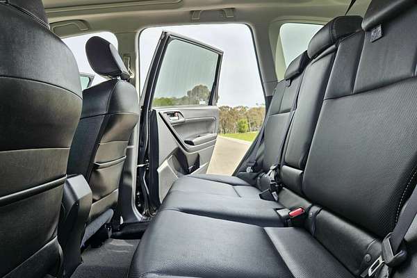 2015 Subaru Forester 2.5i-S S4