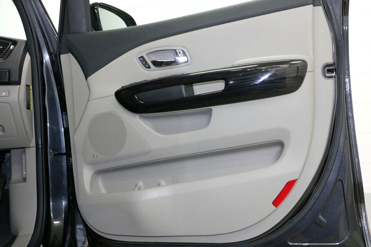 2018 Kia Carnival Platinum YP