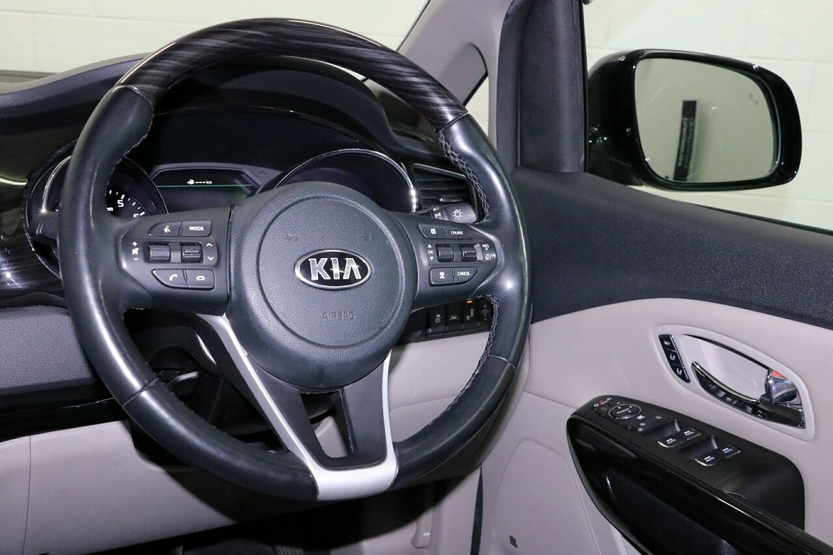 2018 Kia Carnival Platinum YP