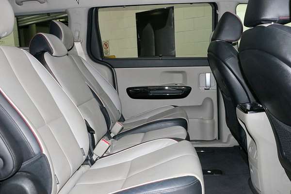 2018 Kia Carnival Platinum YP