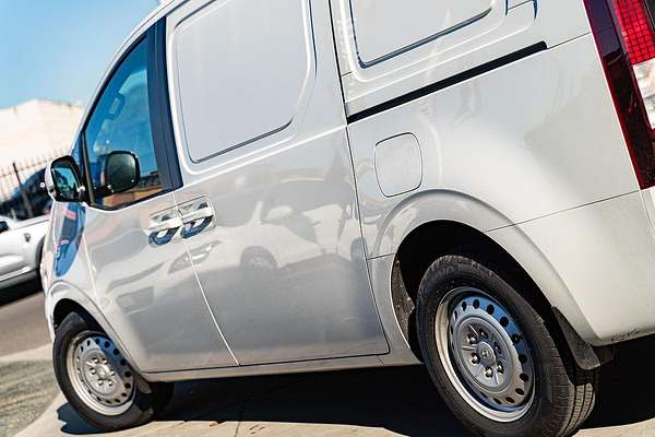 2025 Hyundai STARIA LOAD US4.V3