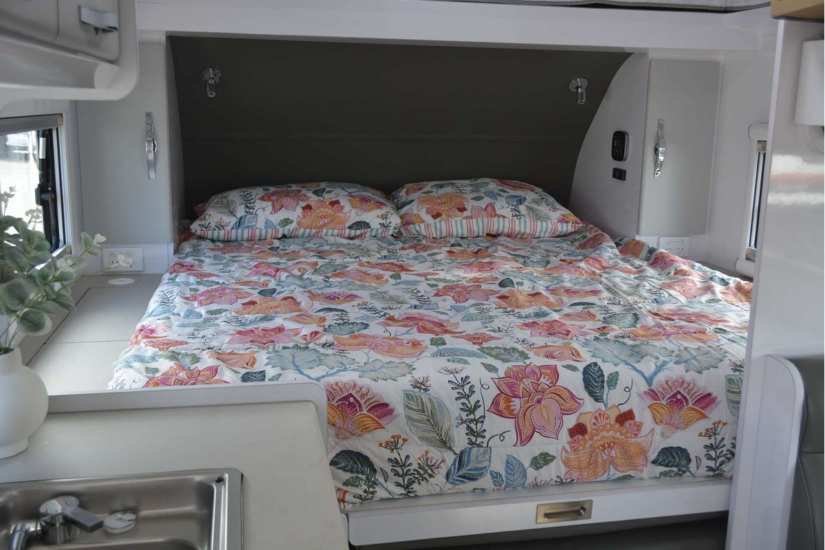 2025 Snowy River SRH16F