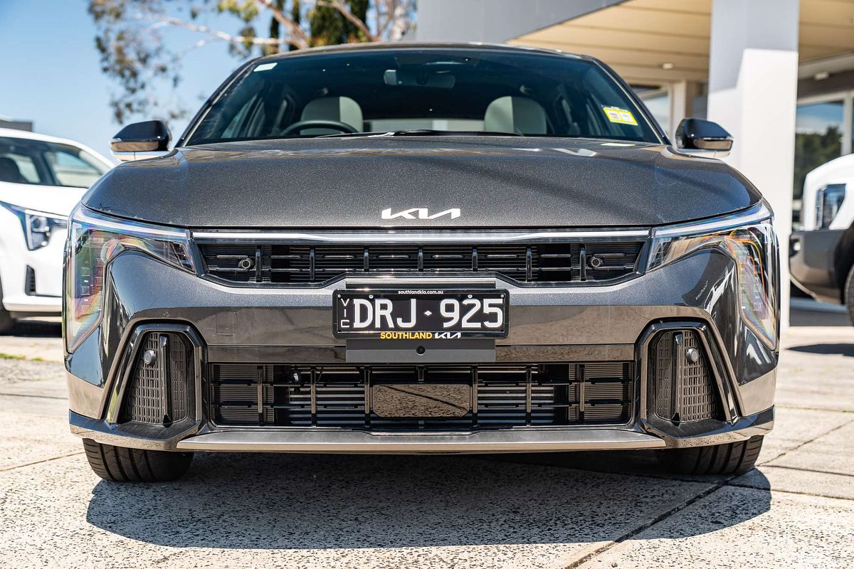 2025 Kia K4 GT-Line CL4m