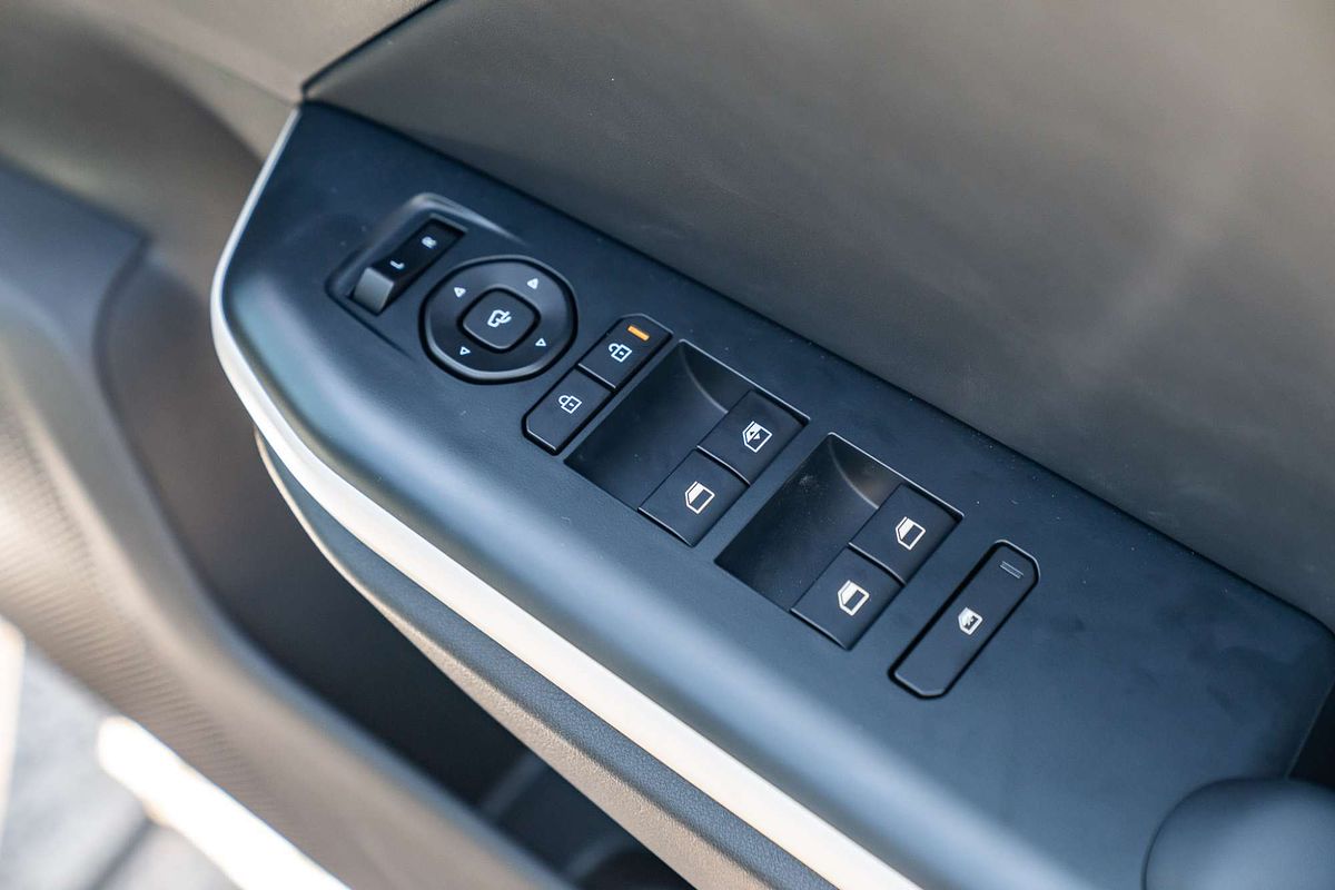 2025 Kia K4 GT-Line CL4m