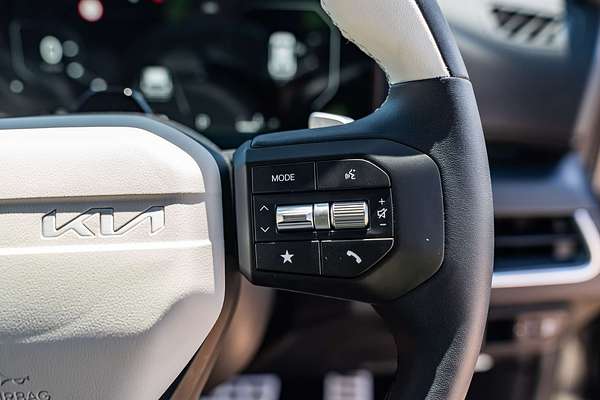 2025 Kia K4 GT-Line CL4m
