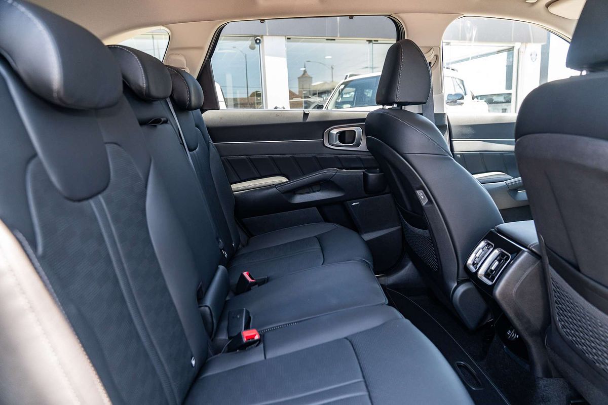 2025 Kia Sorento Sport+ MQ4 PE