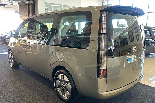 2022 Hyundai STARIA US4.V1