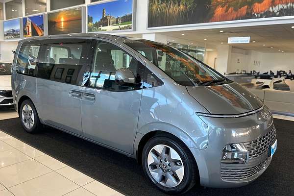 2022 Hyundai STARIA US4.V1