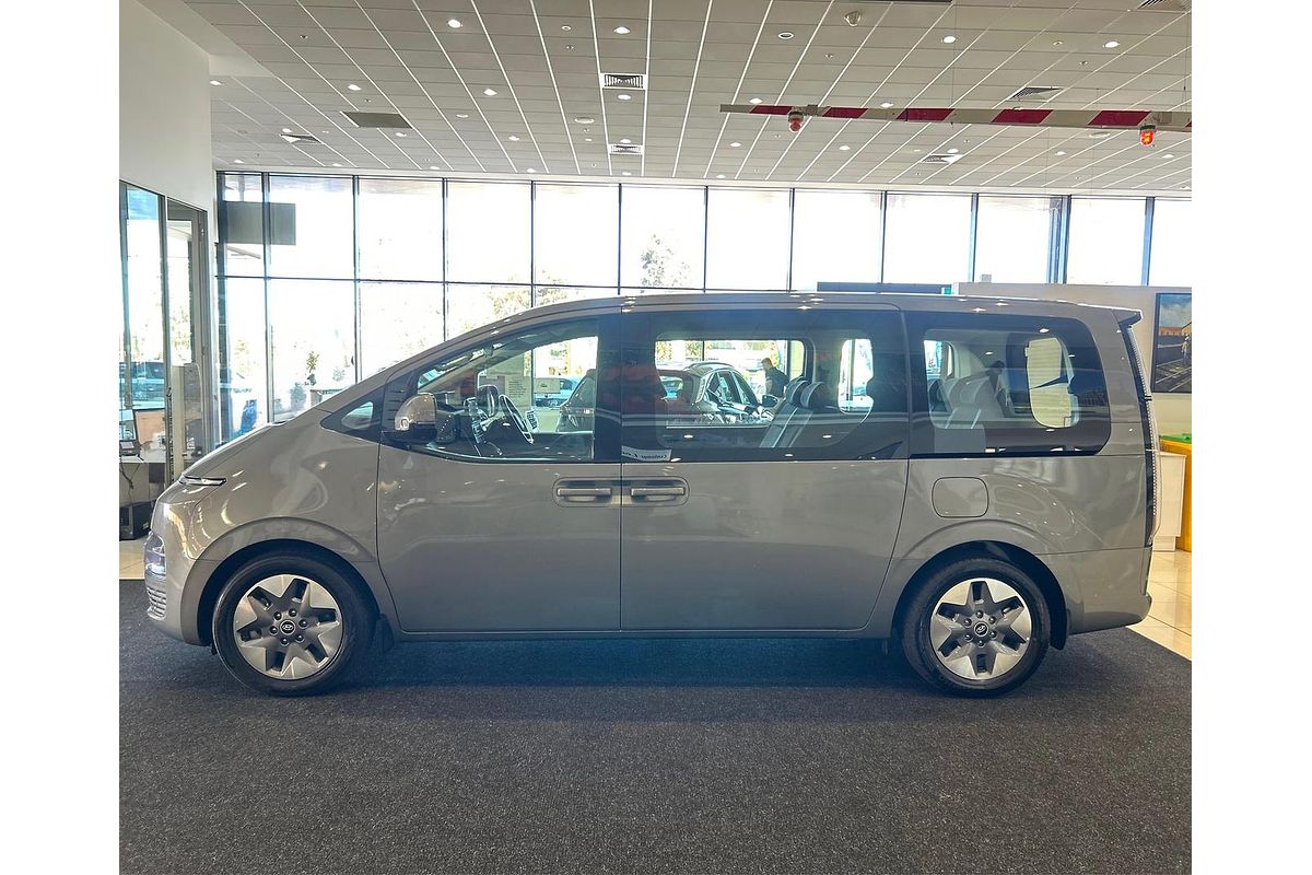 2022 Hyundai STARIA US4.V1