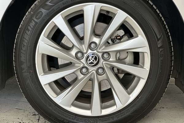 2024 Toyota Camry Ascent AXVH70R