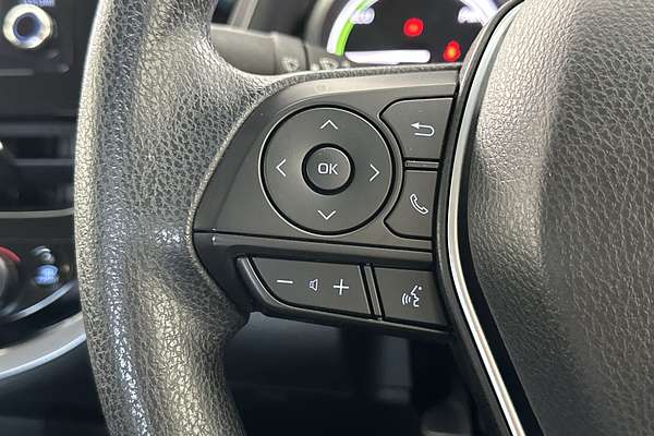 2024 Toyota Camry Ascent AXVH70R