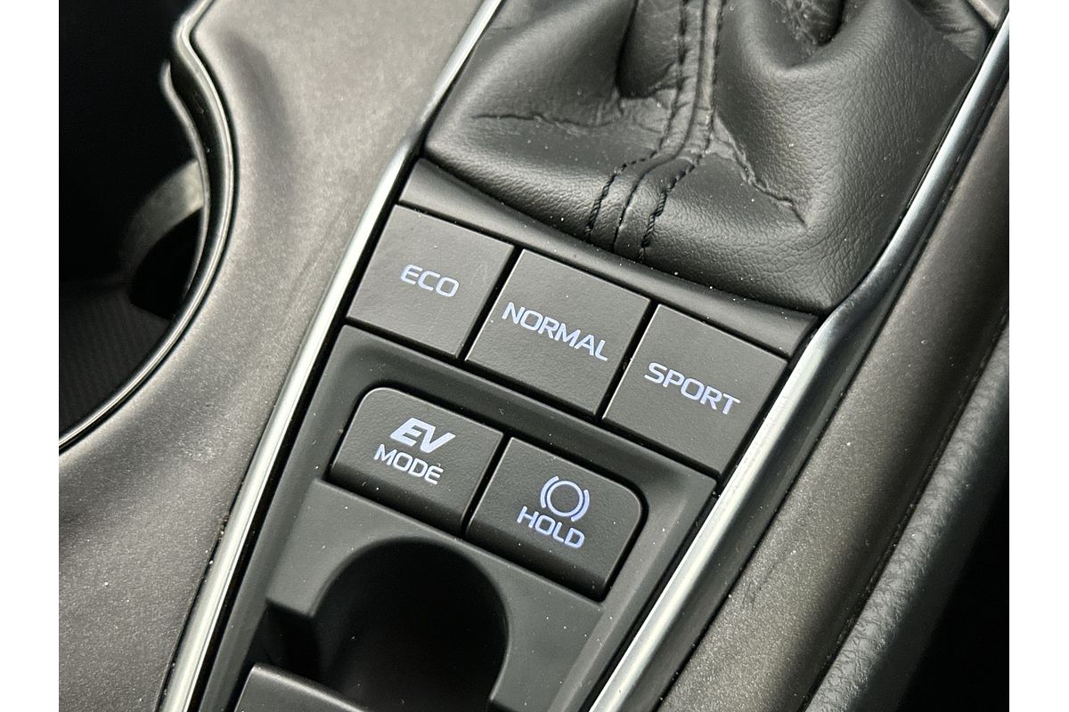 2024 Toyota Camry Ascent AXVH70R