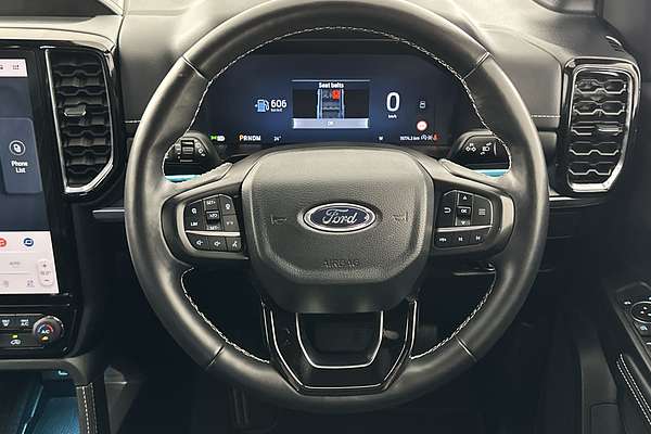 2024 Ford Everest Platinum 3.0L