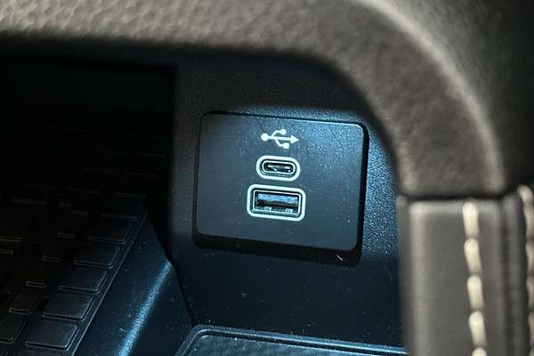 2024 Ford Everest Platinum 3.0L