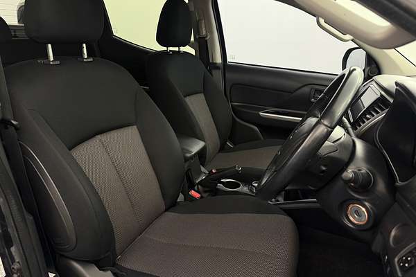 2019 Mitsubishi Triton GLS MR 4X4