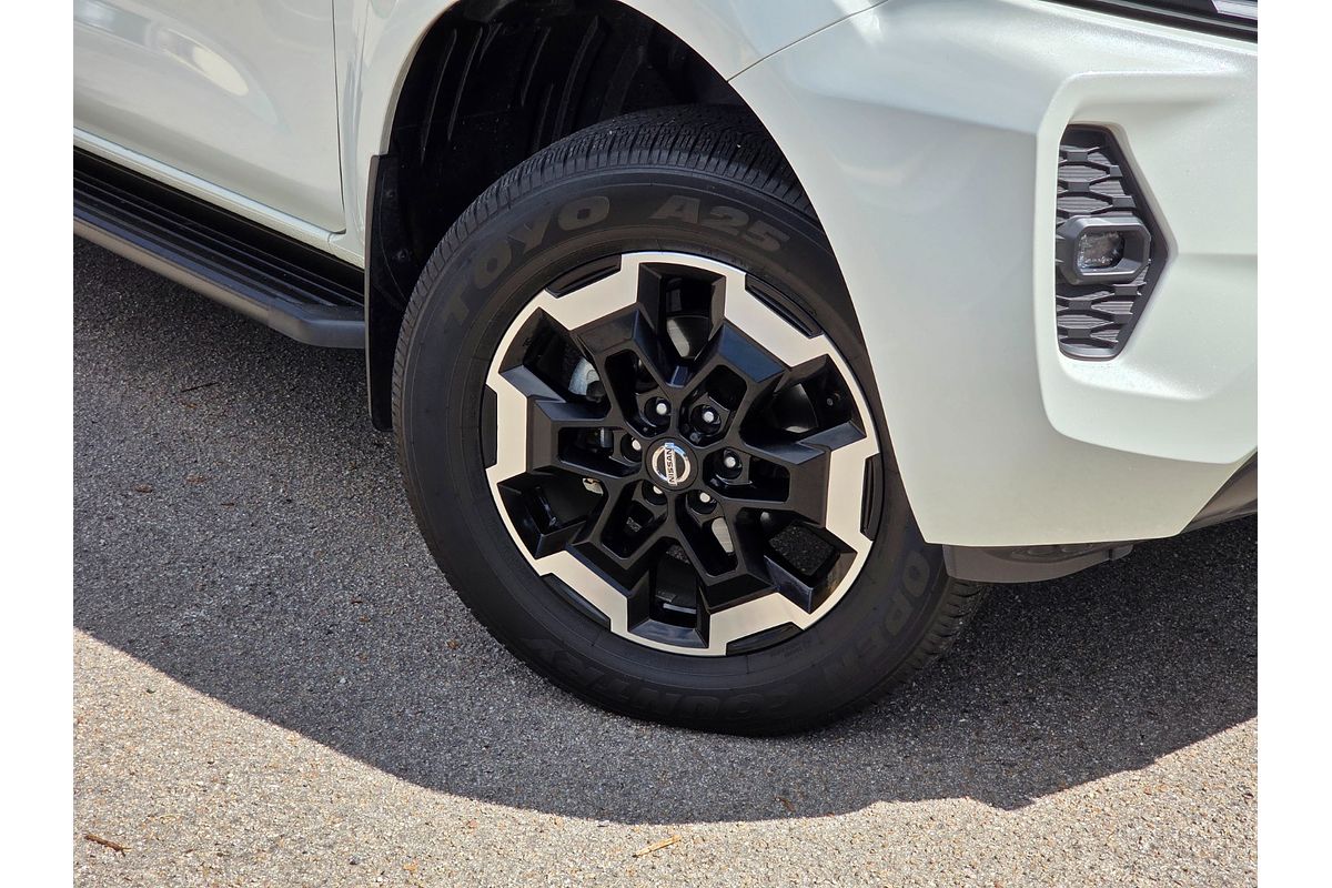 2025 Nissan Navara ST-X D23 4X4