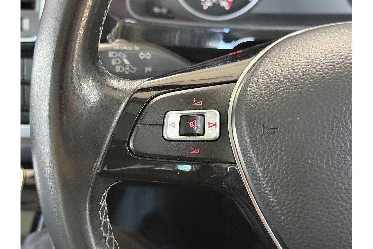 2018 Volkswagen Multivan TDI340 Black Edition T6 SWB