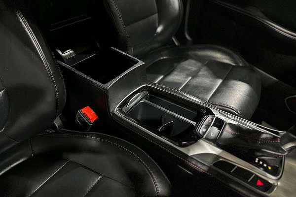 2022 MG HS Vibe SAS23