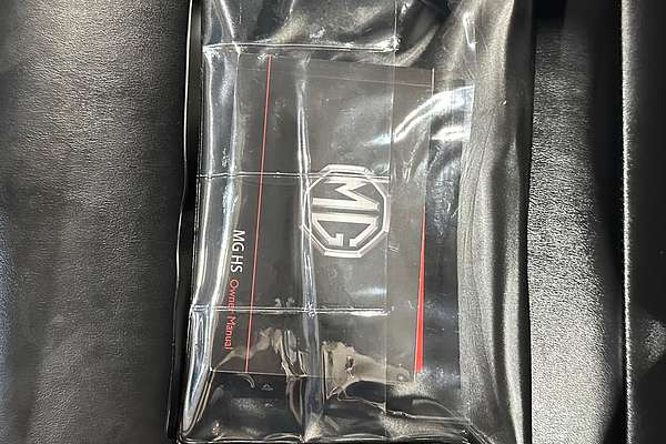 2022 MG HS Vibe SAS23