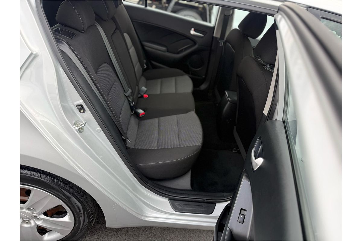 2017 Kia Cerato S YD