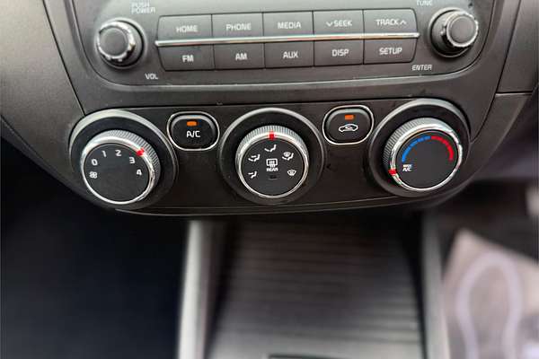 2017 Kia Cerato S YD