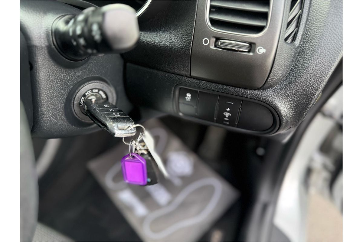 2017 Kia Cerato S YD