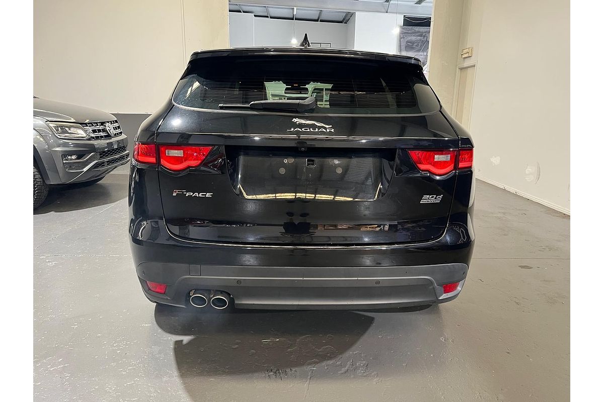 2017 Jaguar F-PACE 20d Prestige X761