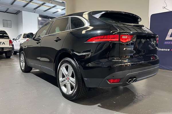 2017 Jaguar F-PACE 20d Prestige X761