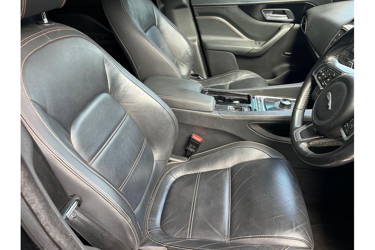 2017 Jaguar F-PACE 20d Prestige X761