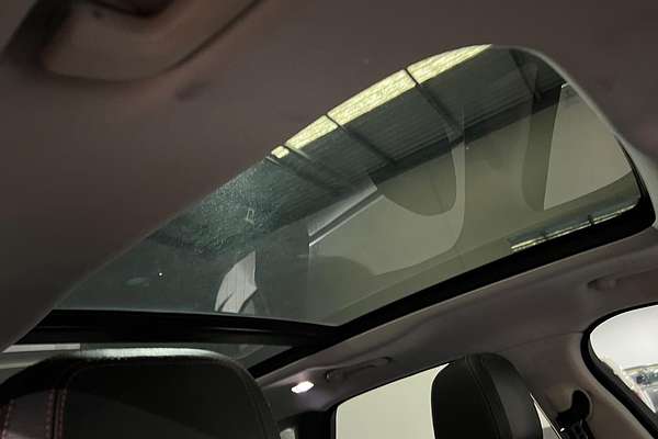 2017 Jaguar F-PACE 20d Prestige X761