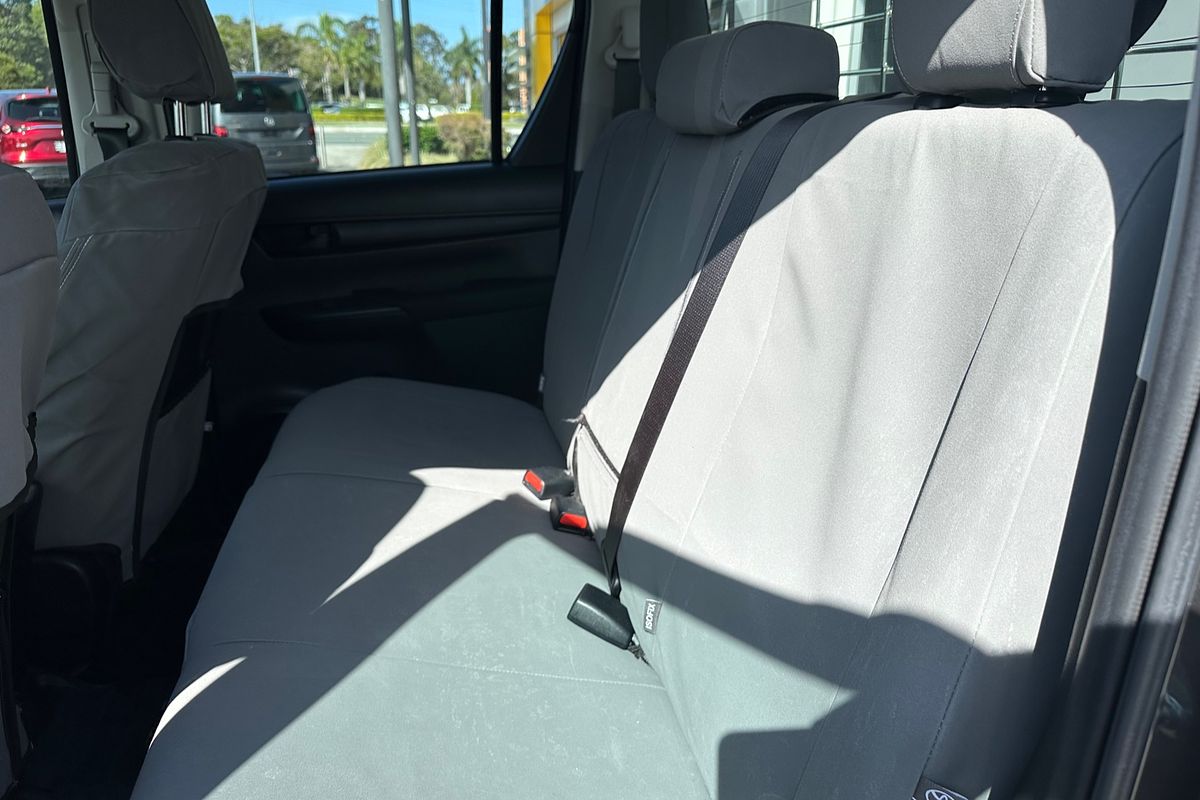 2021 Toyota Hilux SR GUN126R 4X4