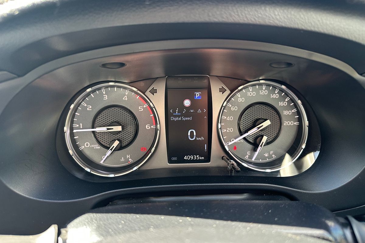 2021 Toyota Hilux SR GUN126R 4X4