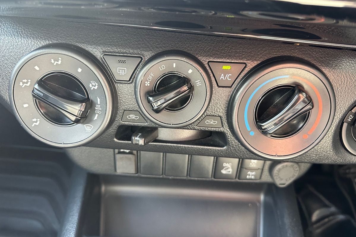 2021 Toyota Hilux SR GUN126R 4X4