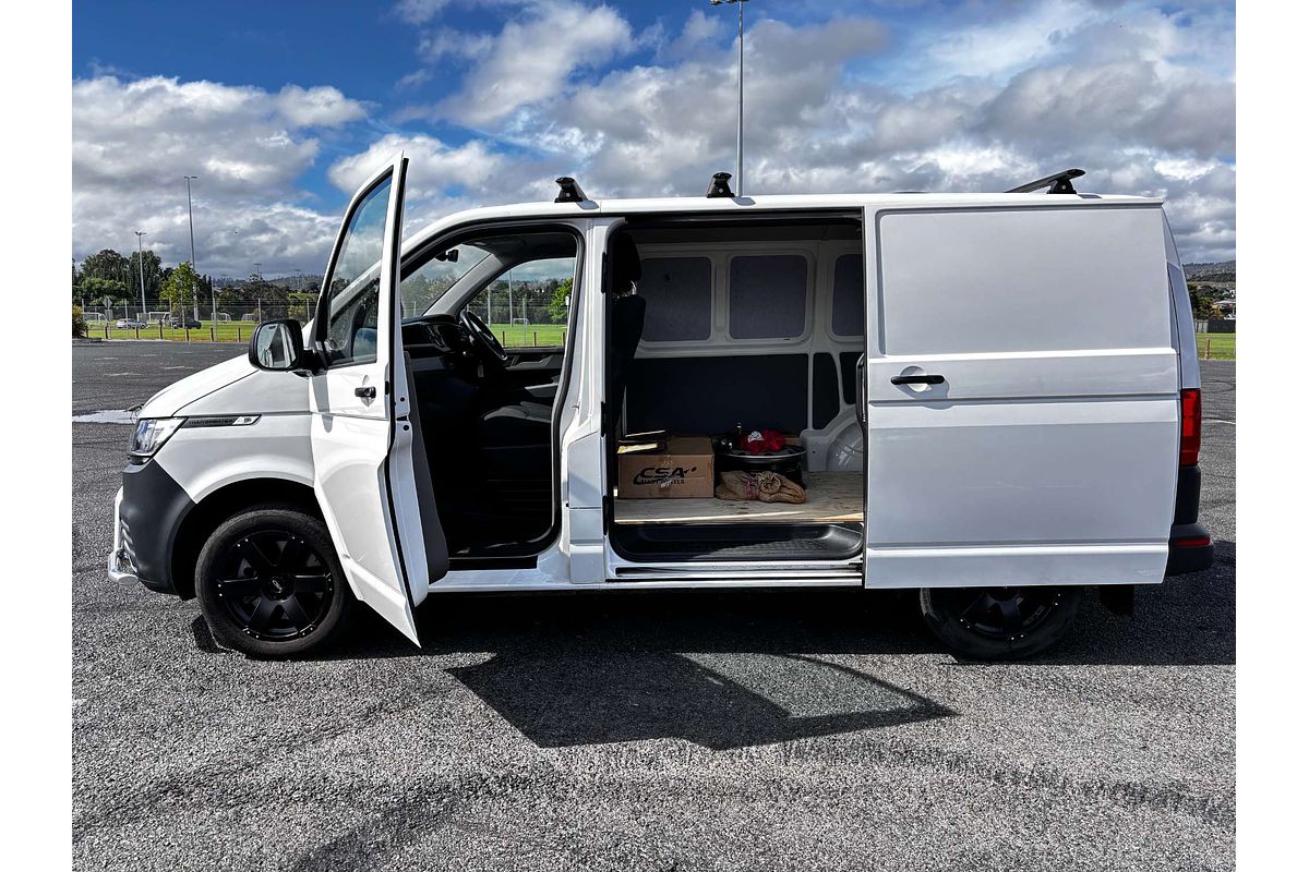 2024 Volkswagen Transporter TDI450 T6.1 SWB