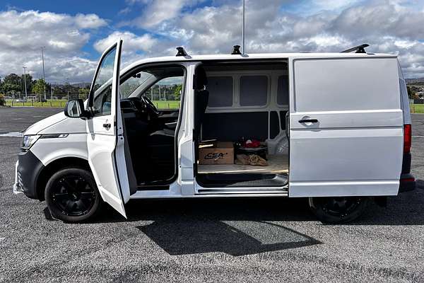 2024 Volkswagen Transporter TDI450 T6.1 SWB