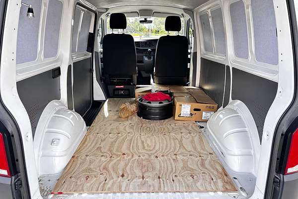 2024 Volkswagen Transporter TDI450 T6.1 SWB