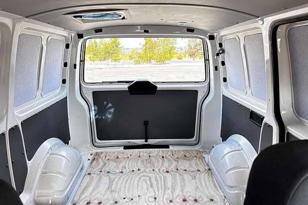 2024 Volkswagen Transporter TDI450 T6.1 SWB