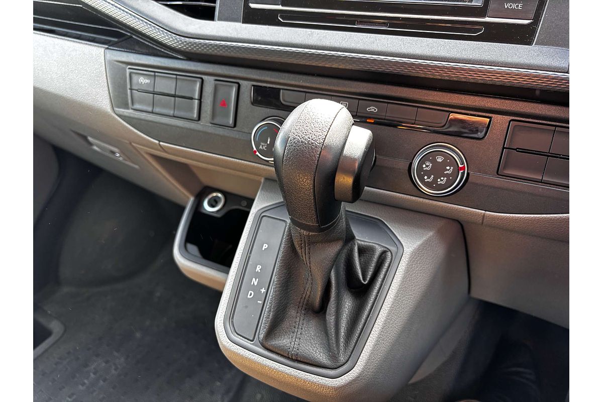 2024 Volkswagen Transporter TDI450 T6.1 SWB