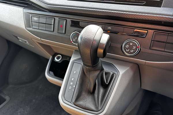 2024 Volkswagen Transporter TDI450 T6.1 SWB