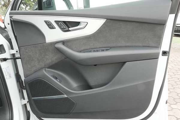 2021 Audi Q7 50 TDI S line 4M