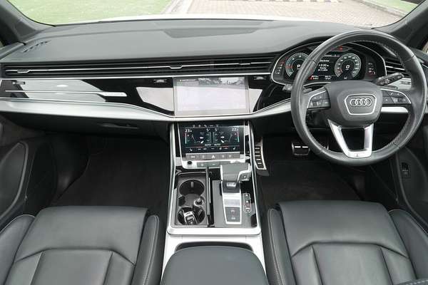 2021 Audi Q7 50 TDI S line 4M