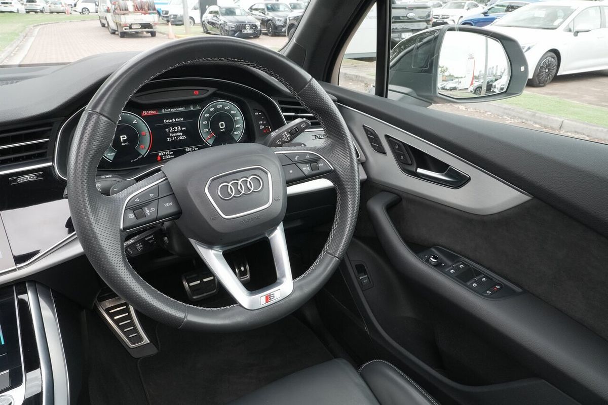 2021 Audi Q7 50 TDI S line 4M