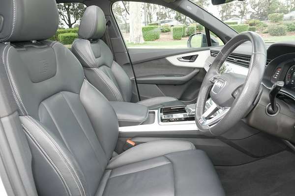 2021 Audi Q7 50 TDI S line 4M