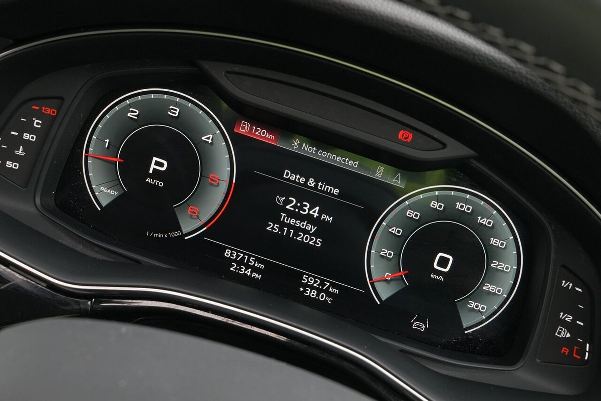 2021 Audi Q7 50 TDI S line 4M