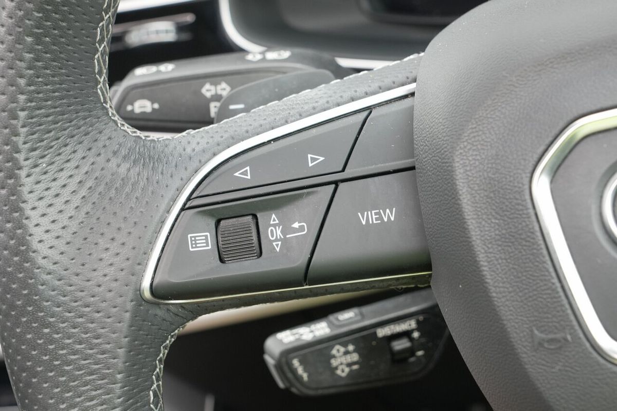 2021 Audi Q7 50 TDI S line 4M