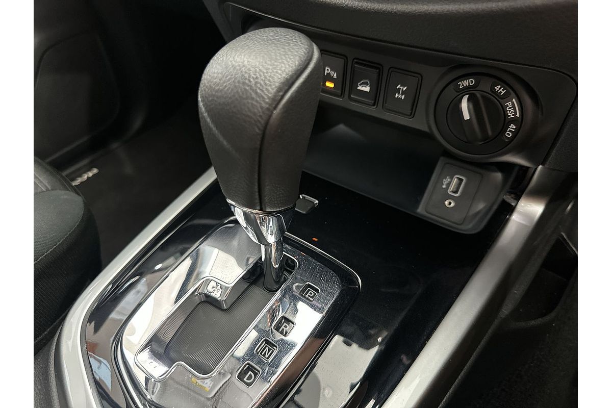 2024 Nissan Navara ST-X D23 4X4